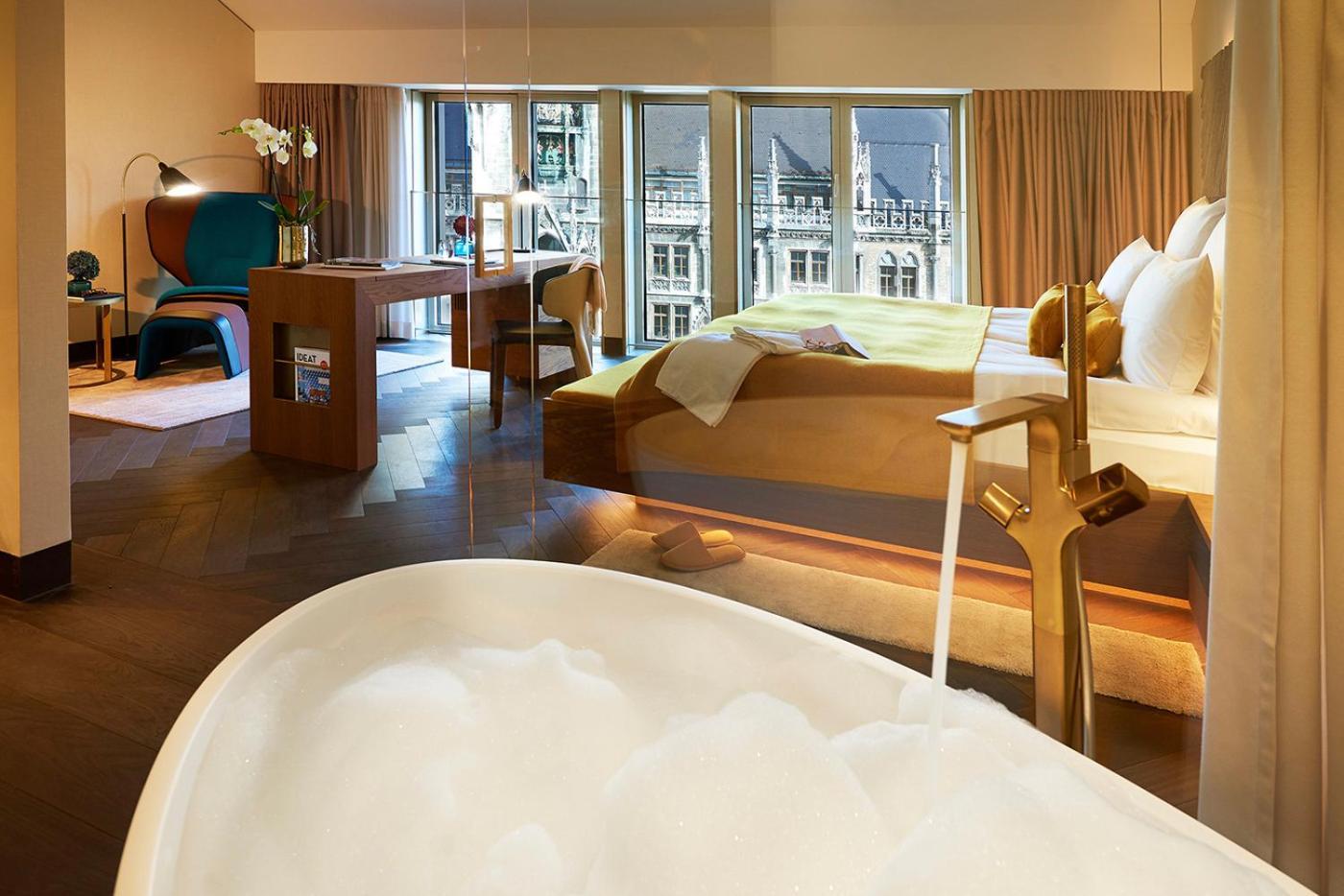 Beyond By Geisel (adults Only) Monaco di Baviera
